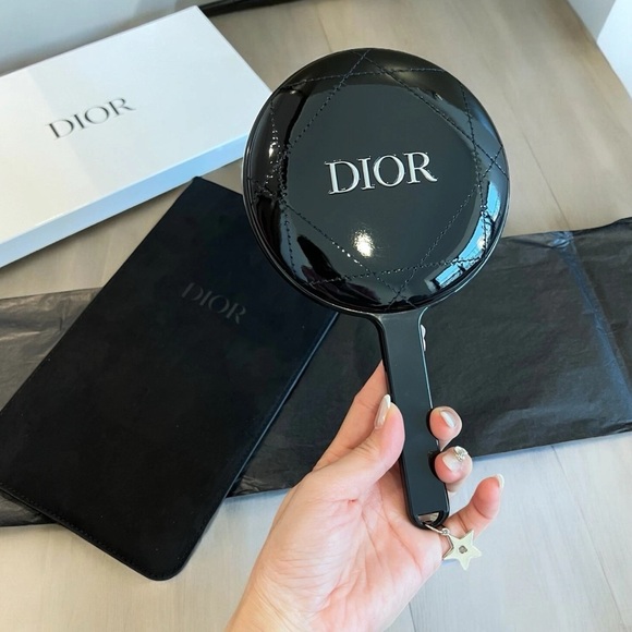 Dior Black Handheld Mirror - Picture 1 of 3